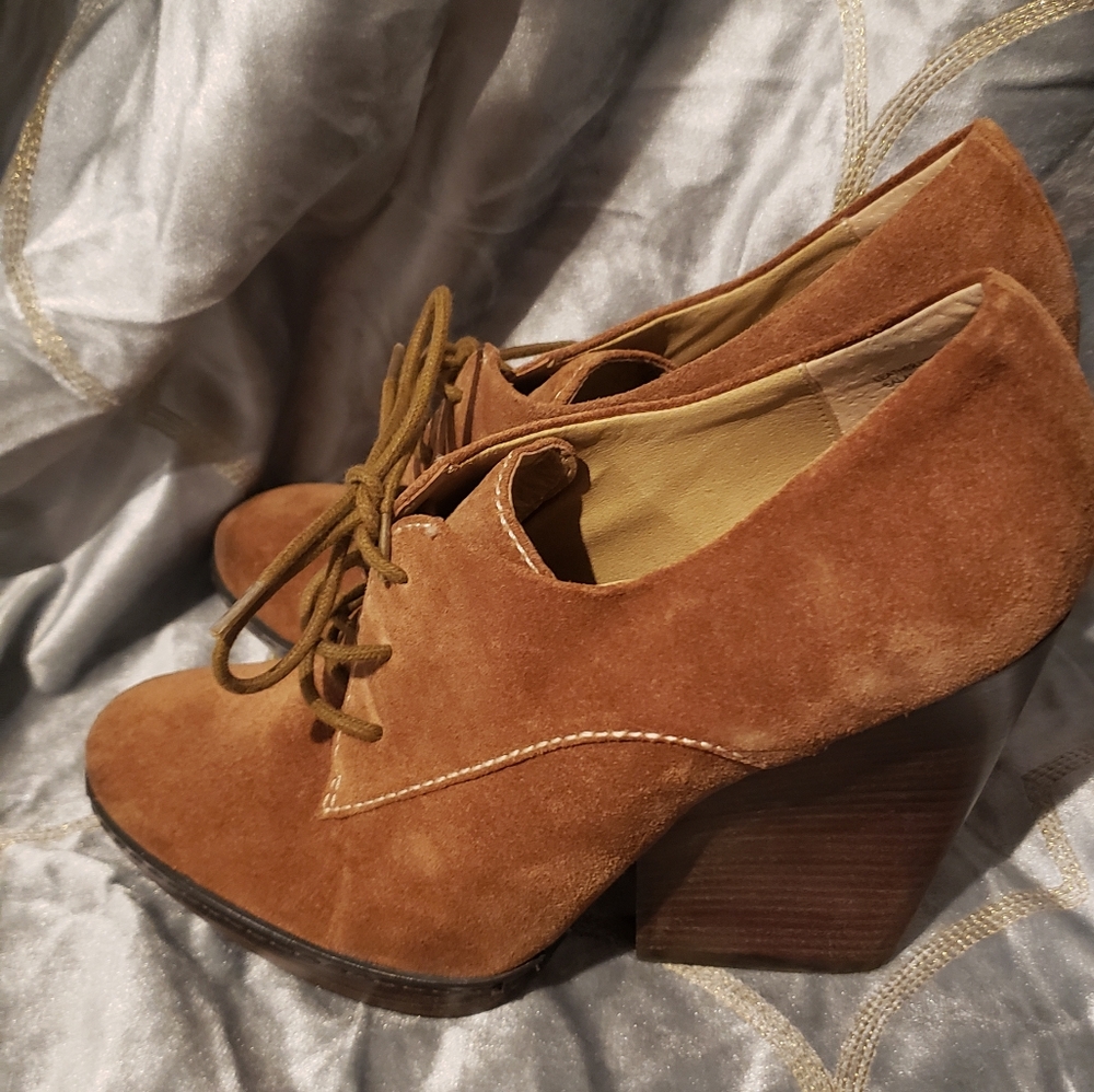 Levity shoes
